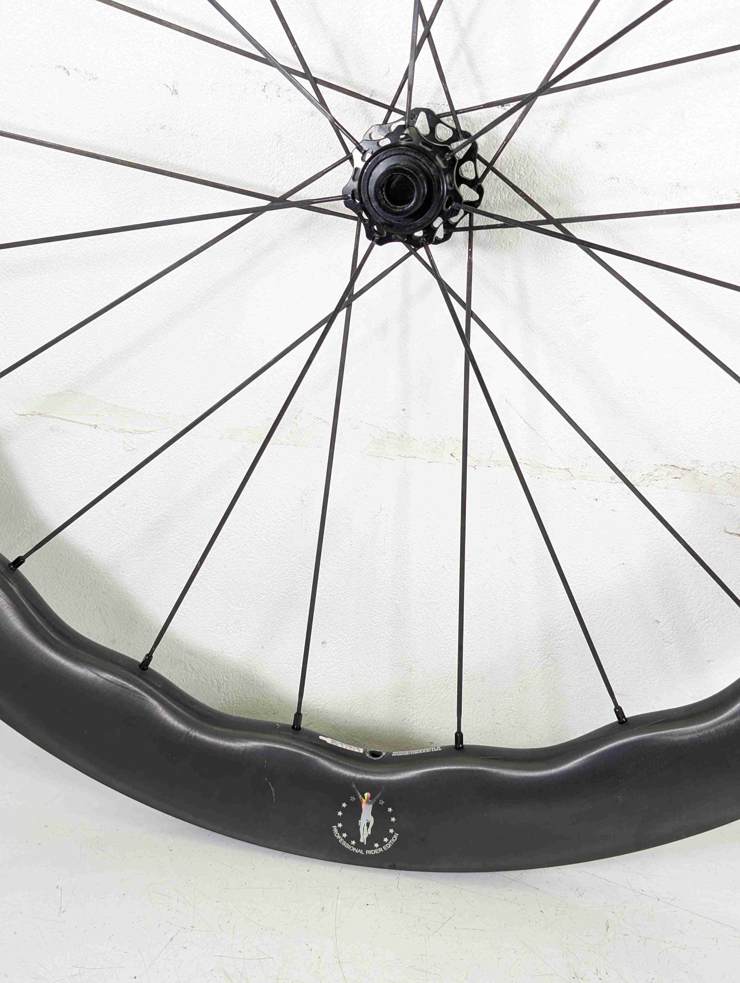 並品】Gioo F1 Pro 53-58 ウネウネリム クリンチャー 700c Shimano 11s